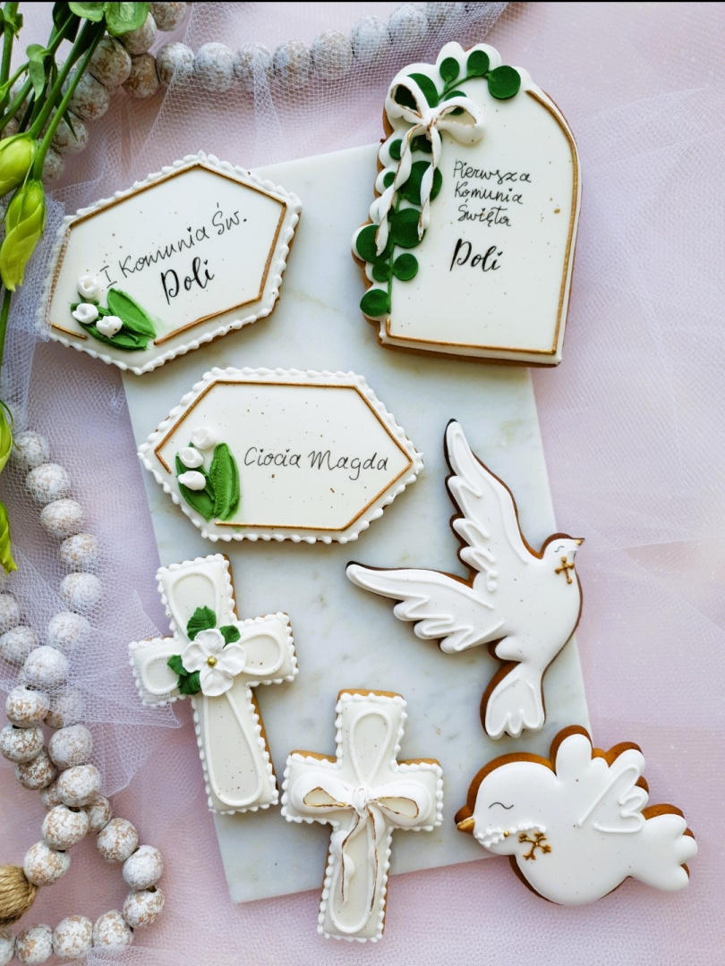 CIASTKO KOMUNIA CHRZEST DUŻY GOŁĄBEK RÓŻANIEC